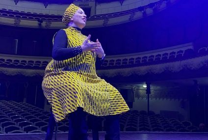 L’humoriste tunisienne Samia Orosemane en tournée africaine