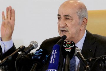 Libye: les soutiens du maréchal Haftar critiquent la prise de position de l’Algérie