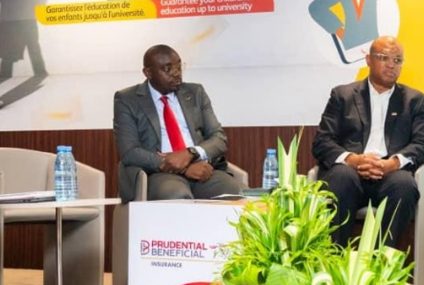 PRUDENTIAL ET MTN LANCENT DEGREE INSURANCE