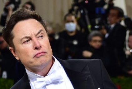 Le milliardaire Elon Musk menace de ne plus acheter Twitter