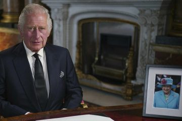 Royaume-Uni: Charles III promet de servir les Britanniques toute sa vie