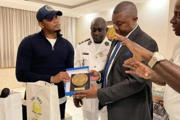 Brésil: la gratitude de la “Navy Cameroon“ à Samuel Eto’o pour avoir « rehaussé de sa présence l’éclat » de la journée portes ouvertes