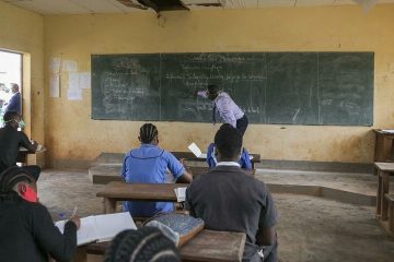 Cameroun: le gouvernement promet 96 milliards aux enseignants en grève