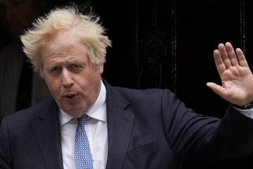 Boris Johnson renonce à briguer le poste de Premier ministre britannique