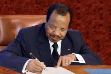 Paul Biya nomme cinq conseillers spéciaux au Secrétariat général des services du Premier ministre