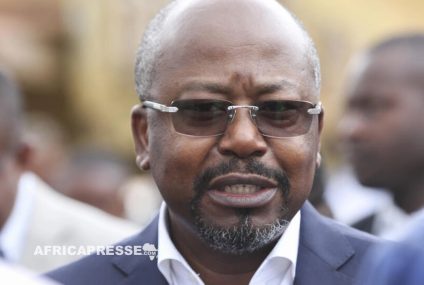 Gabon: le Premier ministre Bilie-By-Nze prononce son discours de politique générale