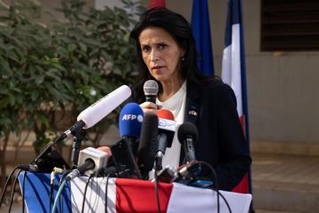 La secrétaire d’État française chargée du Développement en visite au Burkina Faso