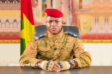 Le Burkina Faso expulse l’attaché militaire français en raison d’activités subversives