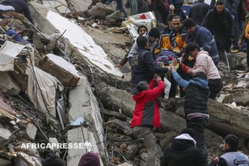 Un puissant séisme ébranle la Turquie et la Syrie: près de 5000 morts dans les deux pays