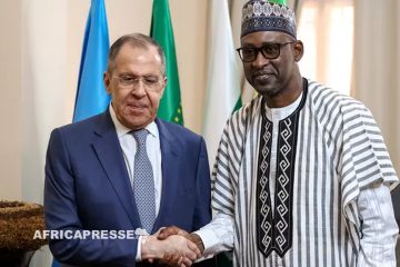 Sergueï Lavrov promet à l’Afrique une aide russe contre les jihadistes et une implication accrue