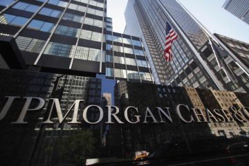 Deux ex-banquiers de JP Morgan et Julius Baer condamnés à des peines de prison pour avoir escroqué le fonds souverain libyen