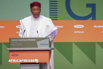 L’ancien président du Niger, Mahamadou Issoufou, a reçu à Nairobi le prix Mo-Ibrahim 2021