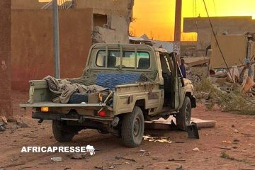 Des pertes civiles tragiques dans un triple attentat-suicide à Sévaré au Mali
