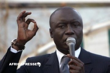 Idrissa Seck annonce sa candidature à la présidentielle de 2024 au Sénégal