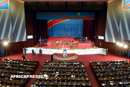 Adoption de la loi sur la répartition des sièges en RDC malgré les contestations de l’opposition