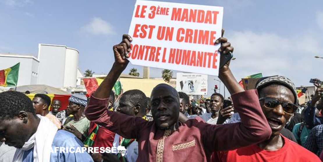 Émeutes au Sénégal : Condamnation d’Ousmane Sonko et flambée de violences