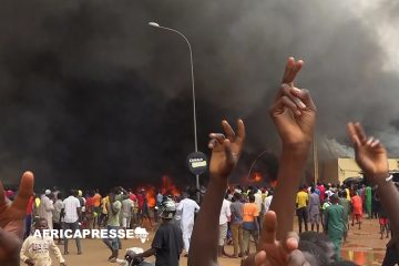 Crise au Niger : La France prône l’action militaire, les relations avec Alger en péril