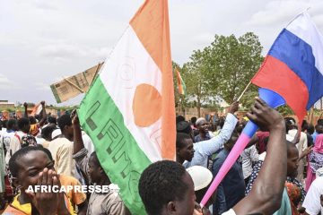 Manifestation massive à Niamey en soutien à la junte du CNSP et en opposition à la présence française