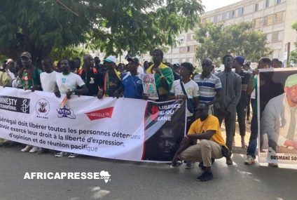 Sénégal: Des centaines de manifestants demandent justice pour les détenus d’opinion