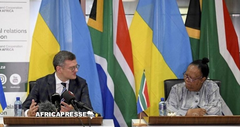Le Ministre ukrainien des affaires étrangères en visite historique en Afrique du Sud