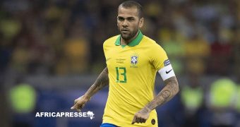 Dani Alves, ancien joueur de football brésilien, écope de quatre ans et demi d’emprisonnement pour agression sexuelle