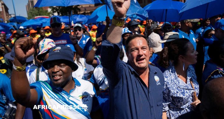 L’Afrique du Sud en ébullition : le parti d’opposition majeur amorce sa bataille pour les prochaines élections générales
