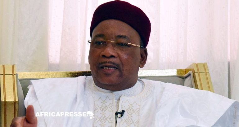 L’ex-Président du Niger Mahamadou Issoufou, intente une action en justice contre l’ancien ambassadeur français pour accusations diffamatoires