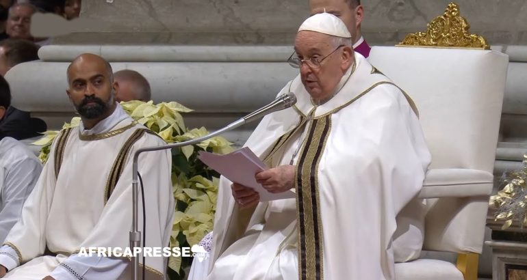 Le pape François préside la messe de Pâques, le 31 mars 2024