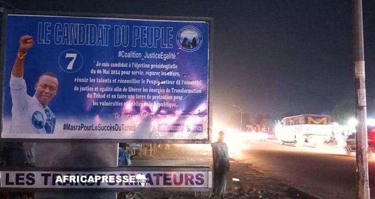 Tchad : La diffusion interdite d’affiches de Mahamat Déby et Succès Masra suscite la controverse parmi les concurrents présidentiels