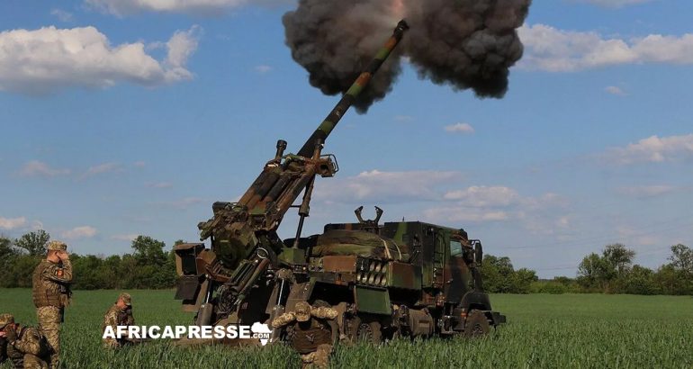 Armee francaise - Canon Ceasar francais dans le Donbass