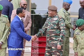 Niger : Samuel Eto’o et le Général Abdourahame Tiani unissent leurs forces pour le développement du football africain