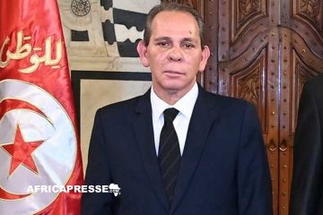 Tunisie : Le président Saïed limoge le Premier ministre Ahmed Hachani sans explication et nomme Kamel Madouri