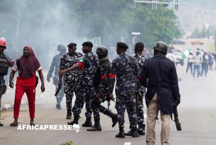 Nigéria : Les rues envahies par des milliers de protestataires pour de meilleures conditions de vie