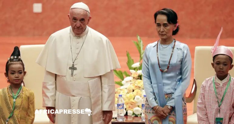 Le pape François et Aung San Suu Kyi en Birmanie