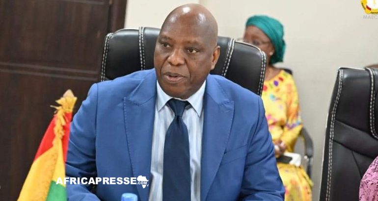 Guinée : Le ministre Morissanda Kouyaté promet des élections en 2025 pour réintégrer l’OIF