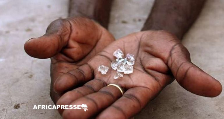 La Centrafrique appelle à la levée totale de l’embargo sur ses diamants