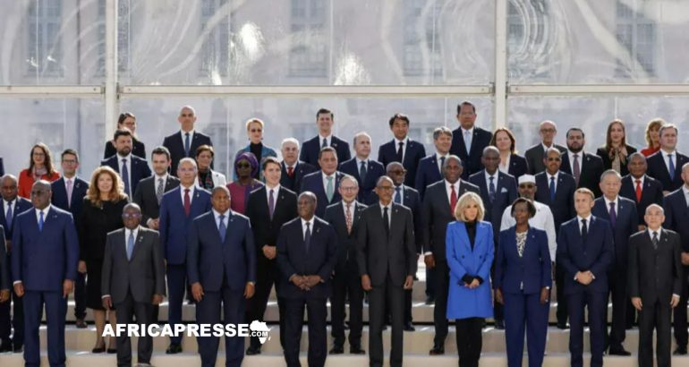 chefs d'Etat participant au sommet de l'Organisation internationale de la Francophonie, au château de Villers-Cotterets, dans le nord-est de la France, le 4 octobre 2024