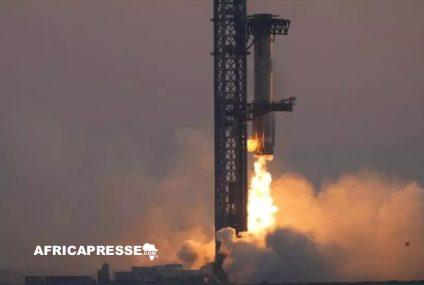 SpaceX réussit à récupérer le booster de sa fusée Starship en plein vol, un pas vers la réutilisation