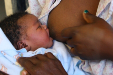 Child’s breastfeeding: 40% breastfeed their children up to 06 months only with breast milk