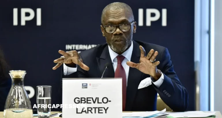 Ghana : Accra mise sur la coopération régionale, Larry Gbevlo-Lartey nommé envoyé spécial du Ghana auprès de l’AES