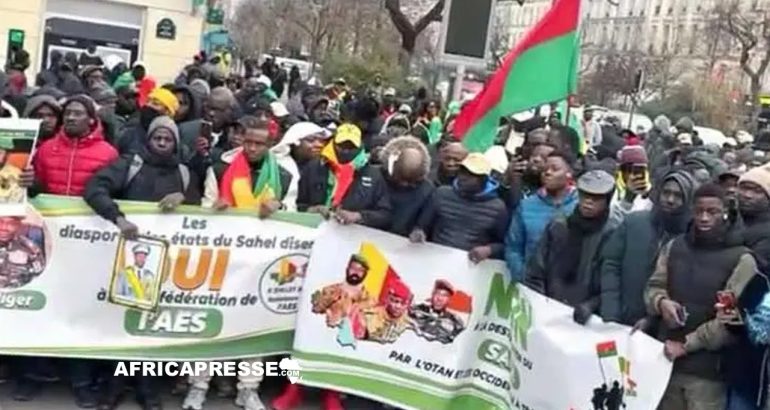 À Paris, la diaspora soutient l’Alliance des États du Sahel et son retrait de la CEDEAO