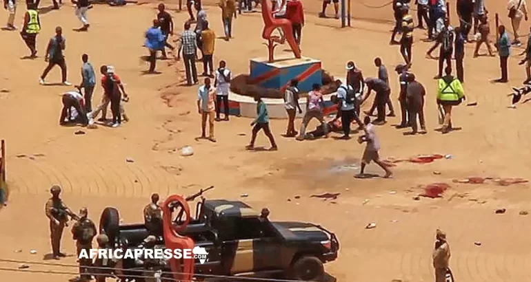 RDC : Deux explosions à Bukavu lors d’un meeting de l’AFC/M23 font au moins 11 morts Deux explosions à Bukavu lors d’un meeting de l’AFC-M23