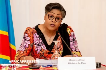 La Première ministre congolaise accuse le Rwanda de préparer un coup d’État en RDC La Première ministre congolaise accuse le Rwanda de préparer un coup d’État en RDC