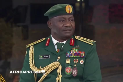 Le Chef d’État-Major Nigérian se voit refuser le visa pour se rendre au Canada : Un incident administratif aux répercussions diplomatiques