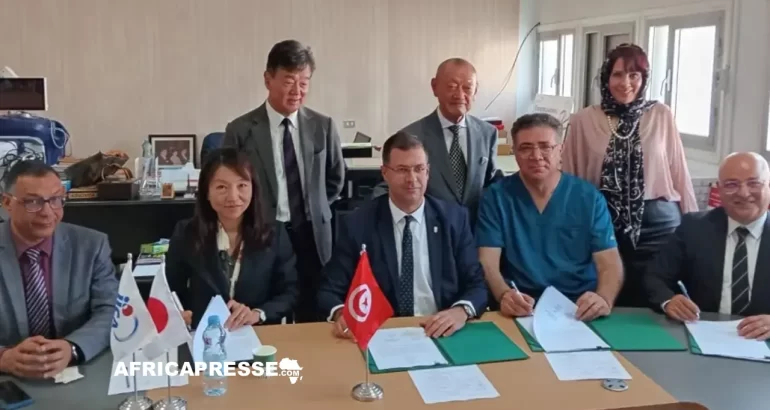 Lancement du programme de formation « cardiologie pour l’Afrique » : Une nouvelle initiative pour renforcer les compétences locales en soins cardiaques Les représentants du JICA et du ministère tunisien de la Santé