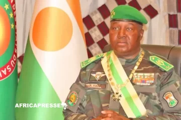 Niger : le gouvernement militaire dissout tous les partis politiques et redéfinit le jeu démocratique Niger : le gouvernement militaire dissout tous les partis politiques et redéfinit le jeu démocratique
