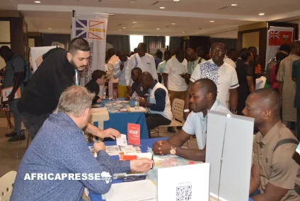 Destination Canada à Douala : Plus de 2500 Camerounais en quête des opportunités d’emploi au Canada