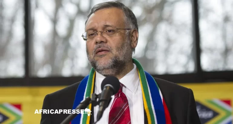 Afrique du Sud : Expulsion de l’ambassadeur sud-africain aux États-Unis, une décision “regrettable” selon Pretoria Ebrahim Rasool