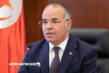 Tunisie : Kaïs Saïed limoge son Premier ministre, Kamel Madouri, et désigne Sarra Zaafrani Zenzri à sa place Tunisie : Kaïs Saïed limoge son Premier ministre, Kamel Madouri, et désigne Sarra Zaafrani Zenzri à sa place