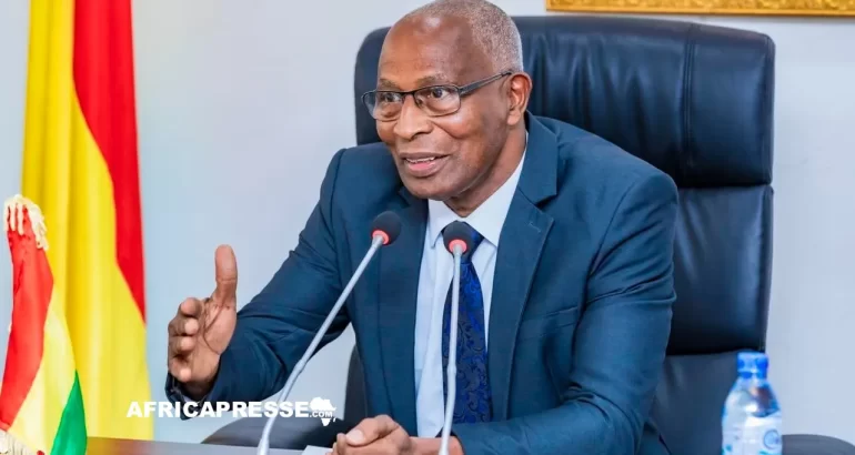 Le Premier ministre guinéen, Amadou Oury Bah